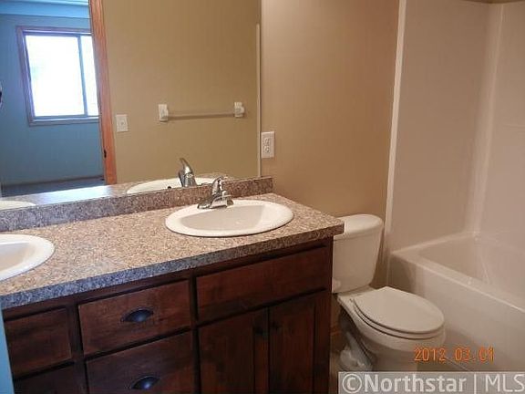 5th image of 15915 Falcon Ave N