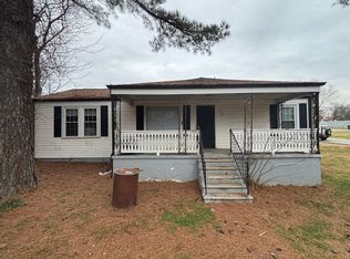 202 N Spurr St, Florence, AL 35630