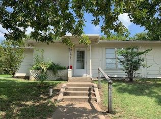 10 Pershing Dr #A, Denison, TX 75020