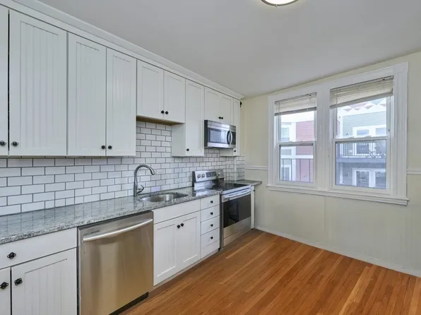 6 Bedford St APT 3, Somerville, MA 02143