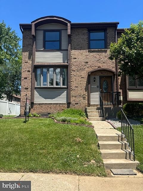 1st image of 1051 Bolton Ct
