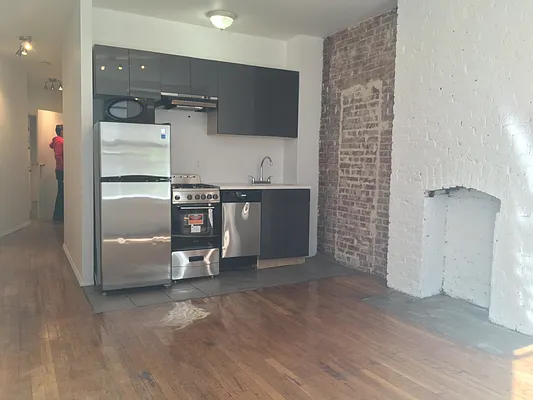 Rented by Crosstown Apartments NYC | media 3