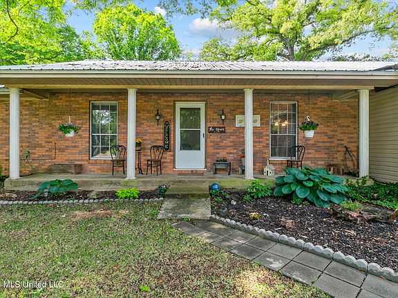 5th image of 1118 Gunter Rd