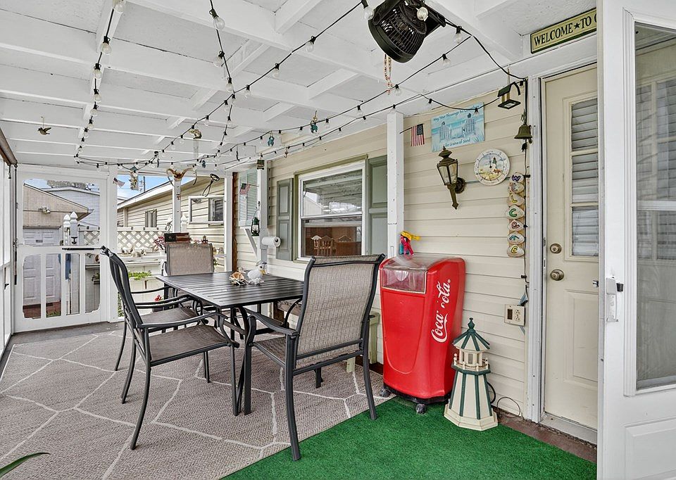 8243 Sea Breeze Dr, Chincoteague Island, VA 23336 | Zillow