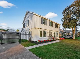 6405 Pinehurst Dr, Houston, TX 77023