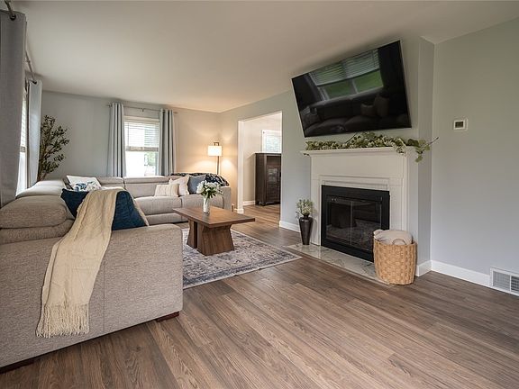 5th image of 4060 Circle Dr