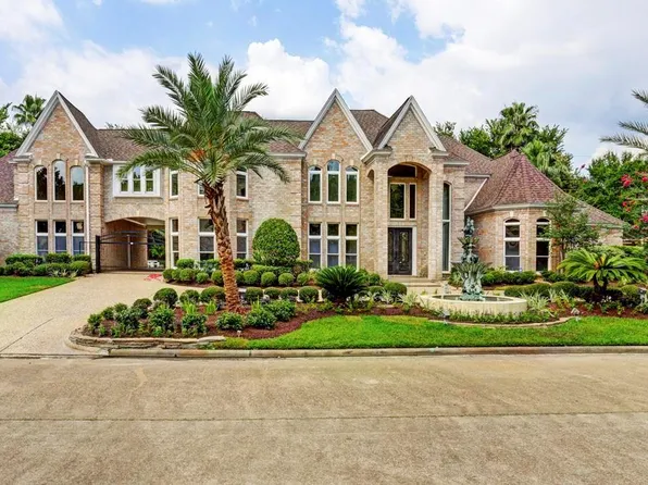 16030 Salmon Ln, Spring, TX 77379