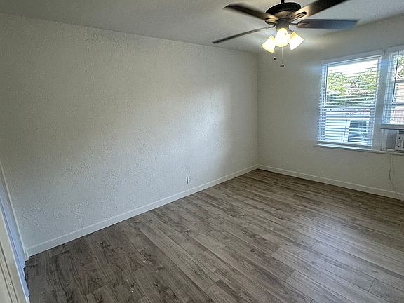 5th image of 6636 Gaviota Ave