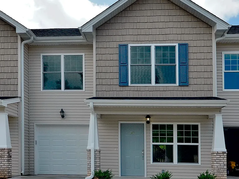 32 Sunny Meadows Blvd.