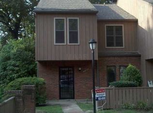 4010 Graham Oaks Cir, Memphis, TN 38122