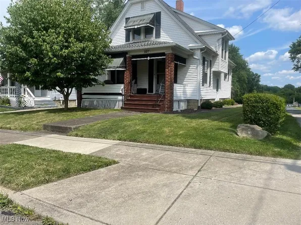 237 Hager St, Hubbard, OH 44425