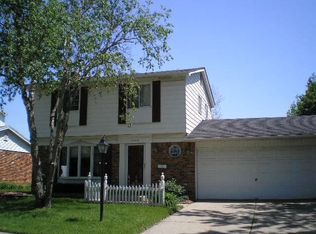 10112 Wolfriver Dr, Plymouth, MI 48170
