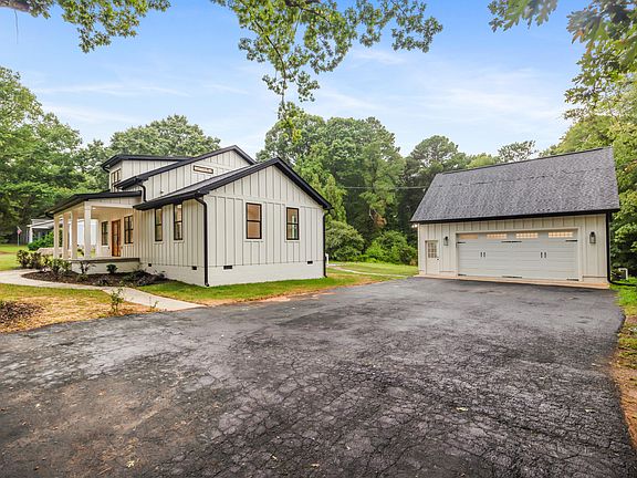 5th image of 1804 Carpenter Pond Rd