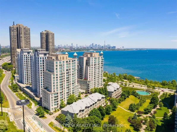2111 Lake Shore Blvd W #116, Toronto, ON M8V 4B2