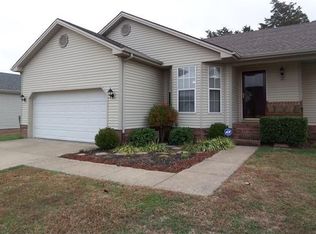 114 Carriage Way, Hopkinsville, KY 42240