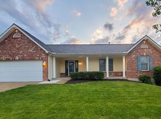 3568 Sky Hawk Dr, Shiloh, IL 62221