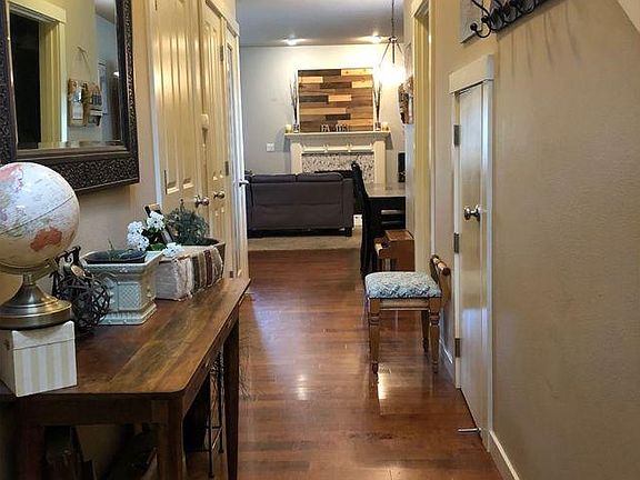 2nd image of 8013 NE 62nd Cir