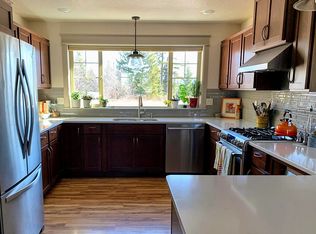 102 Lula Ct, Sandpoint, ID 83864