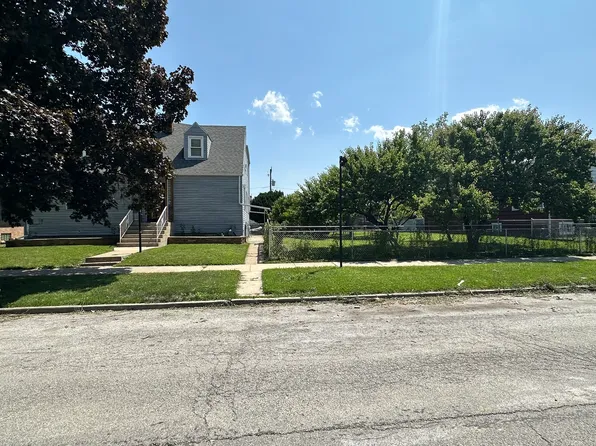 15807 Woodbridge Ave, Harvey, IL 60426