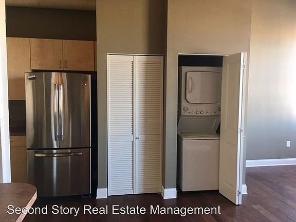 3rd image of 246 E 11th St APT 618