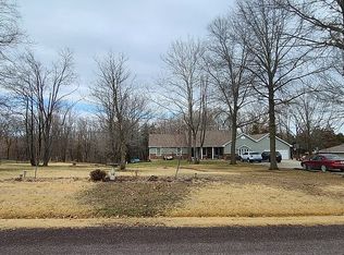 4603 W East Ridge Rd, Columbia, MO 65202