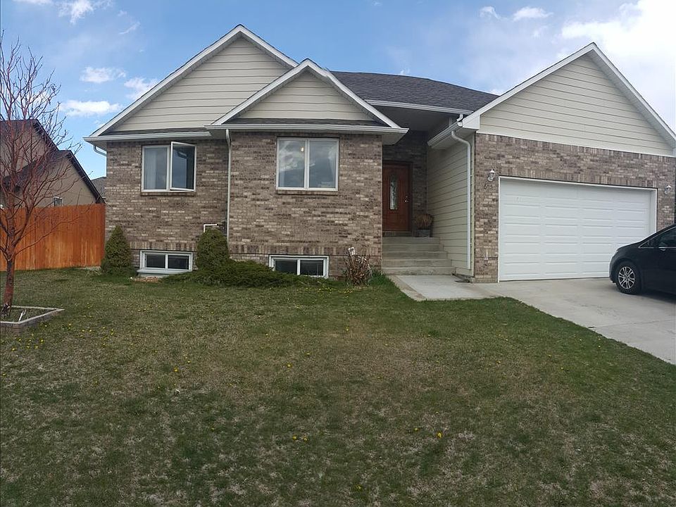 1st image of 1605 Hackney Dr