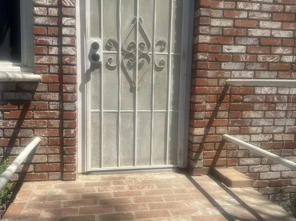 535 6th St #C, Norco, CA 92860