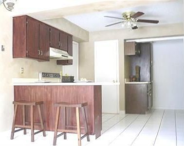 1st image of 851 Tollis Pkwy #1