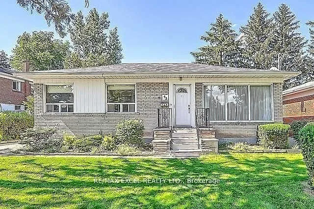 3 bed, $2,500 — Photo 1