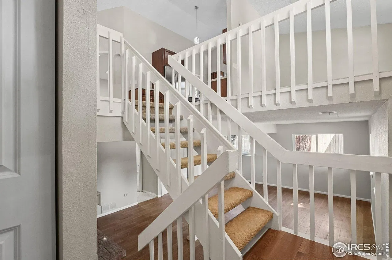 4 bed, 2000 sqft, $3,150 — Photo 3