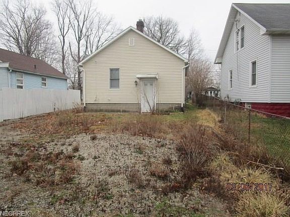 5th image of 4219 Elyria Ave