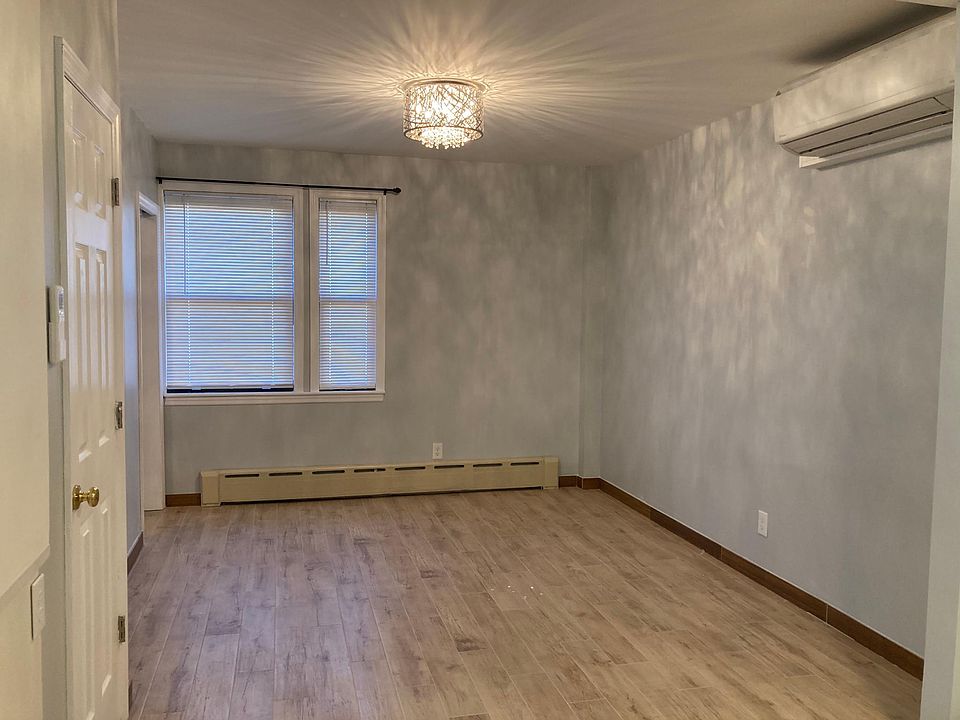 2702 Amboy Rd Staten Island, NY, 10306 - Apartments For Rent | Zillow