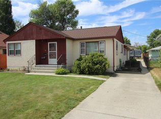 16 N Cody Ave, Hardin, MT 59034