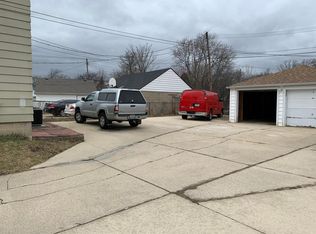 4812 W Crawford Ave #4812, Milwaukee, WI 53220