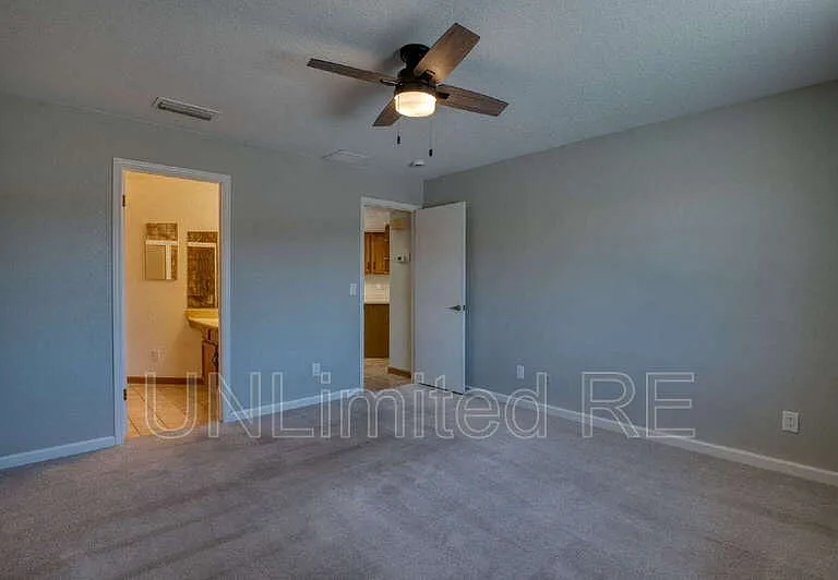 2512 Cisco Dr S — Photo 8