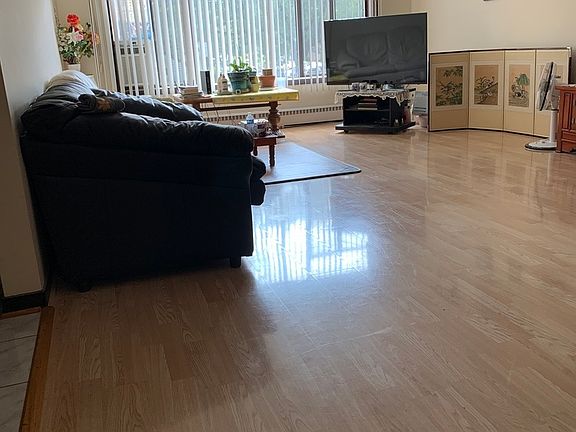 3rd image of 2710 W Summerdale Ave APT 1A