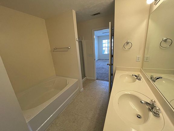 5th image of 8532 Calistoga Way