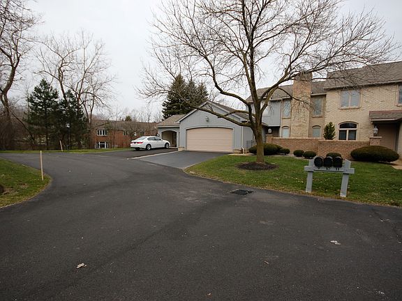 4th image of 9 Tobey Ct