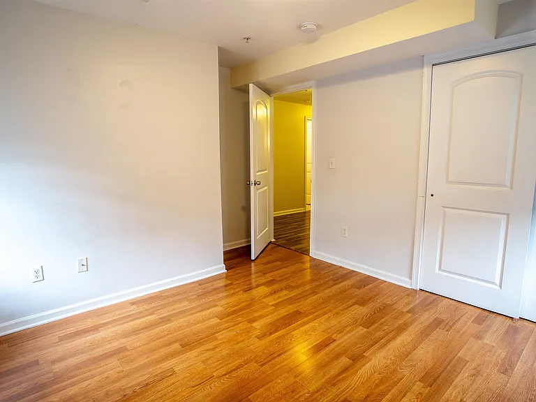 171 Clifford St #1 — Photo 17