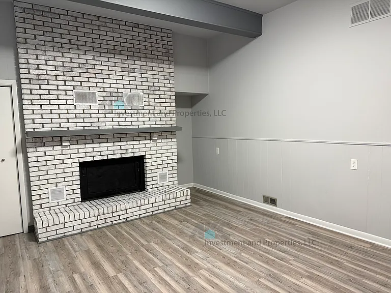 315 Kansas Ave — Photo 6