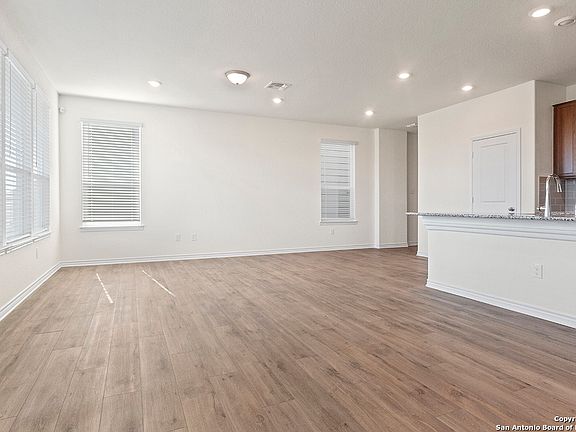 3rd image of 14839 VANCE JACKSON RD #406