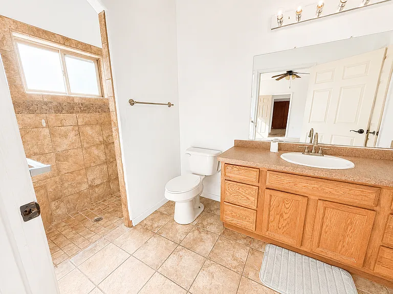 1101 Gardner Ave — Photo 10