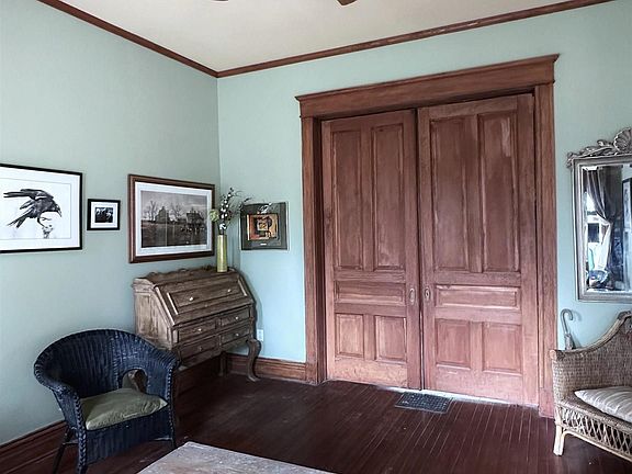 5th image of 1024 3rd St