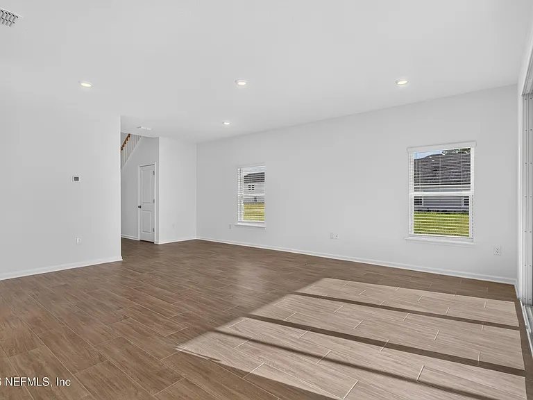269 Bluegrass Way — Photo 10