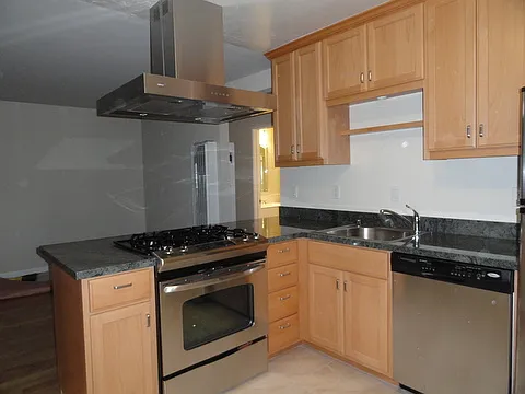 212 Belle Ave #1 — Photo 5