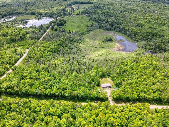 3rd image of 587 N Stoney Hill Road