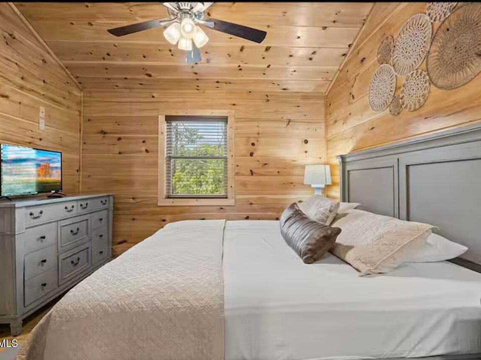 16th image of this home