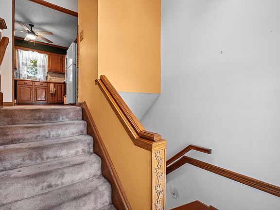 5th image of 137 E Ritter Street