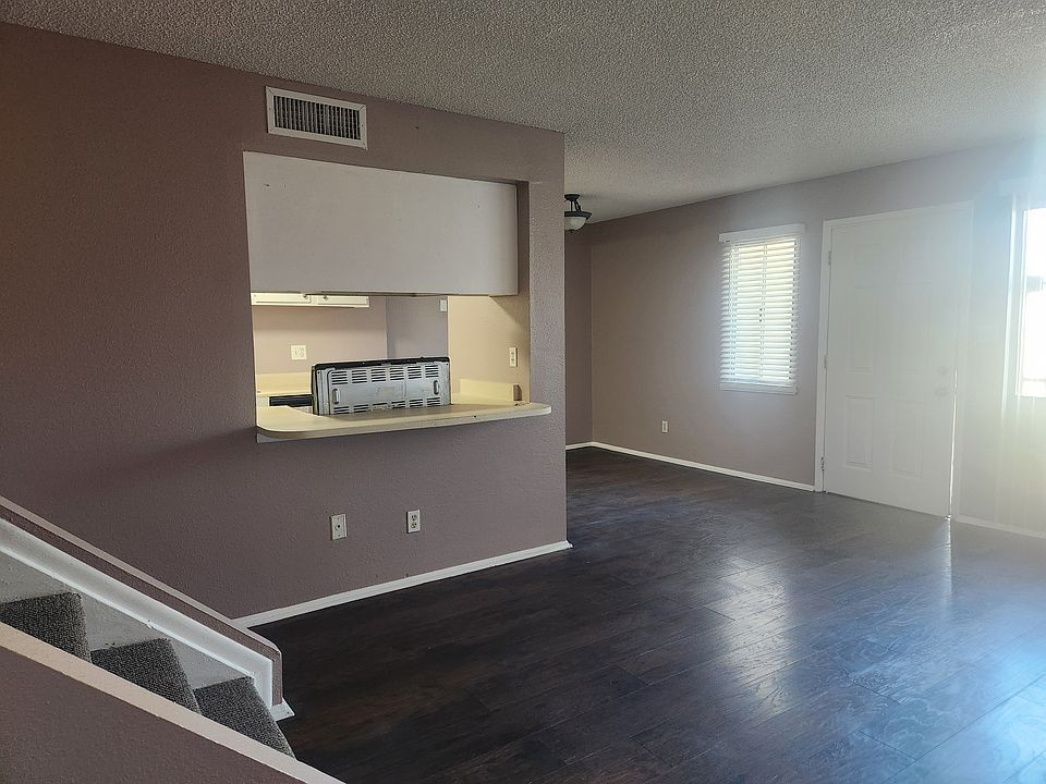1st image of 8204 N 34th Ave