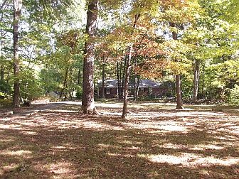 4th image of 17 Woodbrook Cir